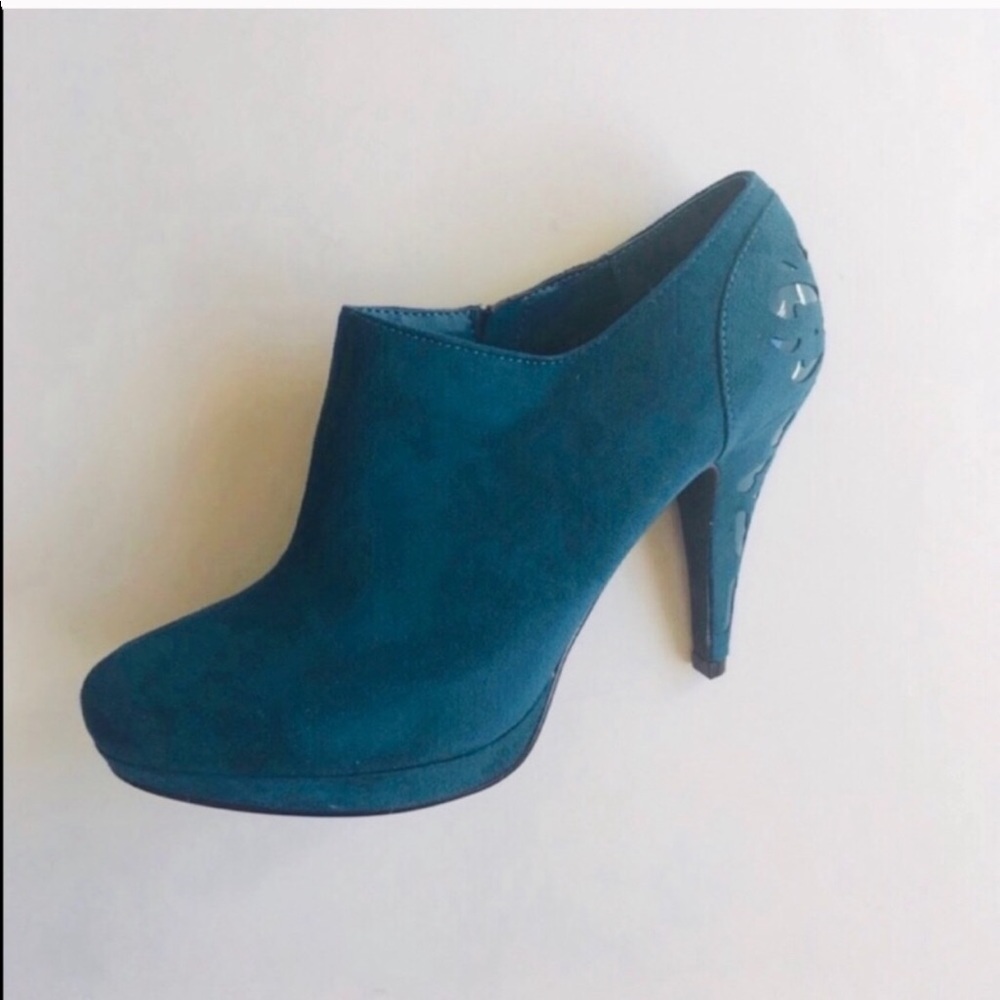 🆕 Impo Teal Booties